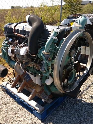 VOLVO D13 Engine Assembly