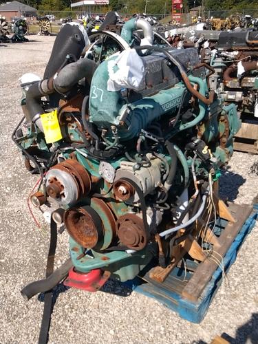 VOLVO D13 Engine Assembly
