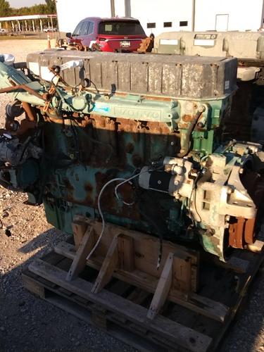 VOLVO D12 Engine Assembly