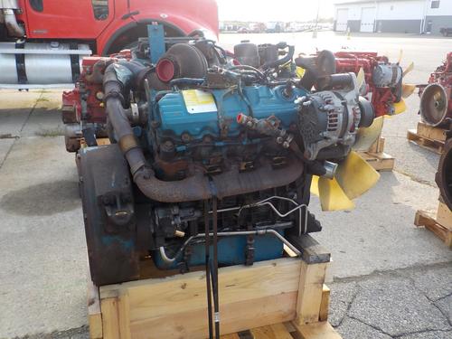 INTERNATIONAL VT 365 Engine Assembly