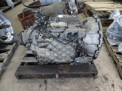 VOLVO ATO2612D Transmission Assembly
