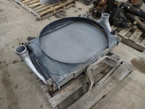 FREIGHTLINER COLUMBIA Radiator