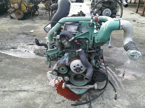 VOLVO D13 Engine Assembly