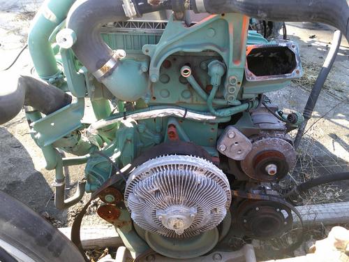 VOLVO D-13 Engine Assembly