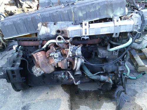 VOLVO D12 Engine Assembly