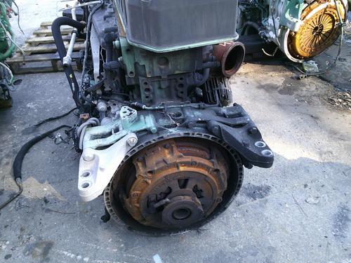 VOLVO D12 Engine Assembly