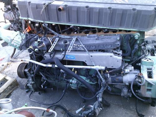 VOLVO D12 Engine Assembly