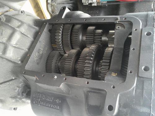 ROCKWELL MERITOR Transmission Assembly