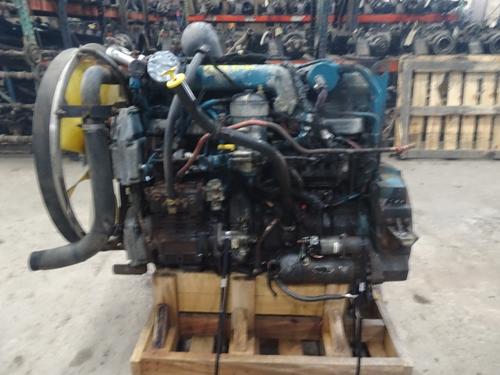 INTERNATIONAL DT466E Engine Assembly