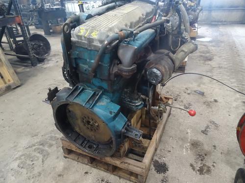 INTERNATIONAL DT466E Engine Assembly