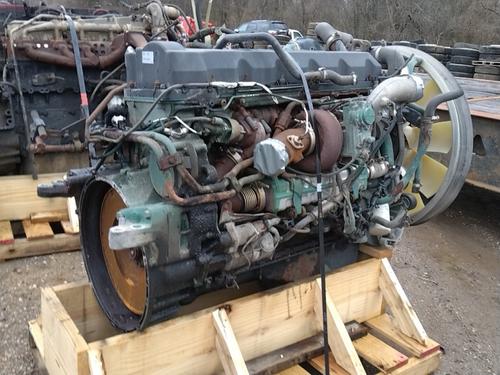 VOLVO D-11 Engine Assembly