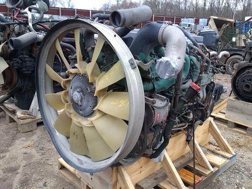 VOLVO D-11 Engine Assembly