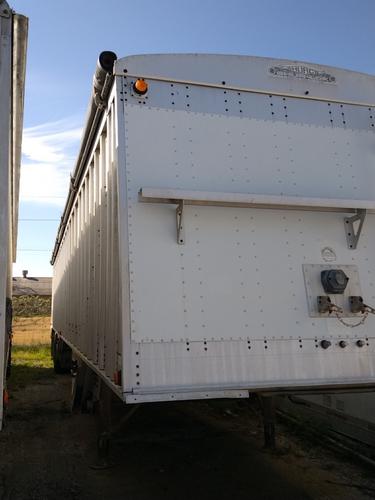 CORNHUSKER GRAIN TRAILER TRAILER