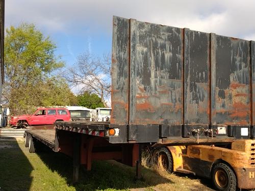 TRAILMOBILE DROP DECK TRAILER