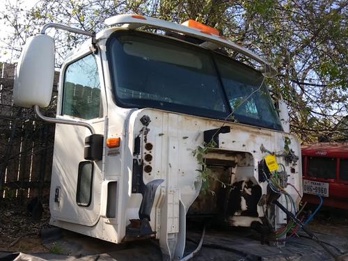 INTERNATIONAL 9100 CAB