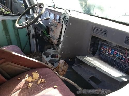 INTERNATIONAL 9400 CAB