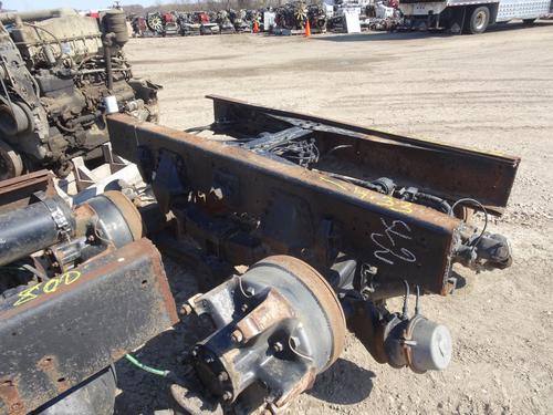 EATON DS381 CUTOFF - TANDEM AXLE