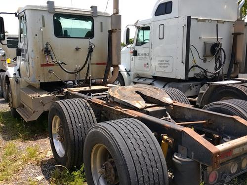 INTERNATIONAL 9100 Trucks