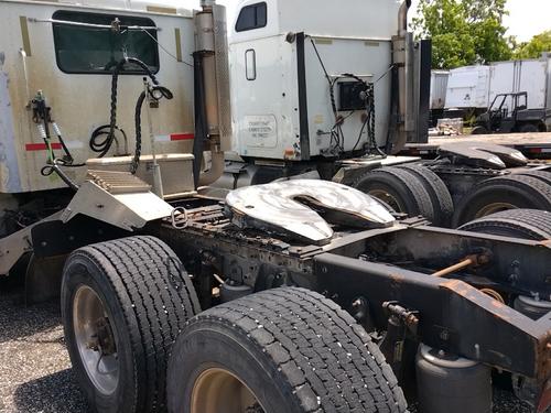 INTERNATIONAL 9100 Trucks