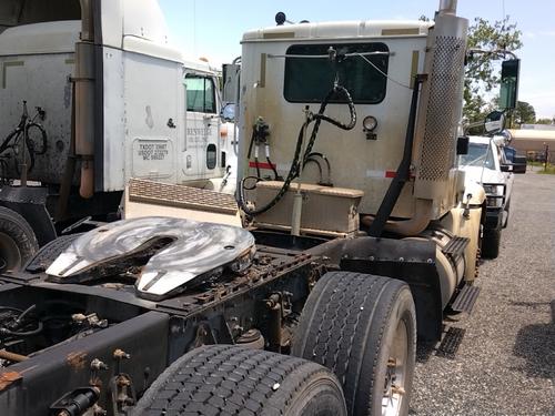 INTERNATIONAL 9100 Trucks
