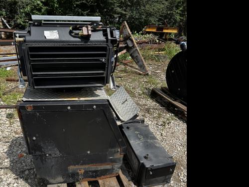   AIR CONDITIONING UNIT