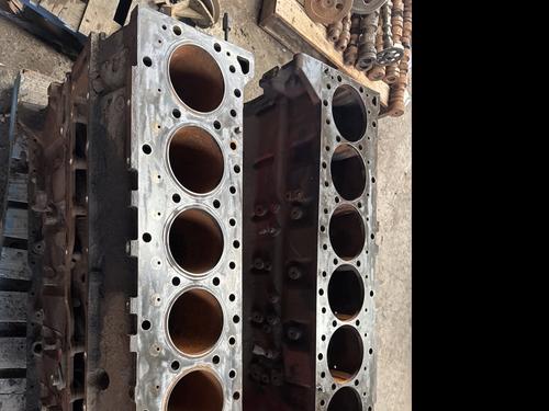 CUMMINS ISX-15 Cylinder Block