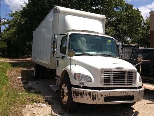 FREIGHTLINER M2 106 BOX TRUCK