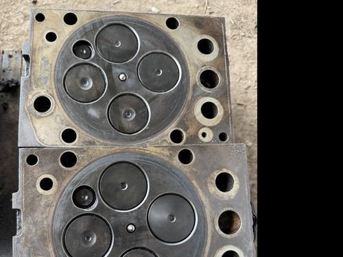 MERCEDES OM 460 Cylinder Head