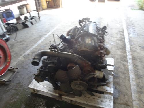 INTERNATIONAL T444E Engine Assembly