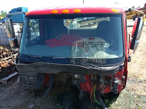 INTERNATIONAL 4400 CAB