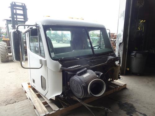 FREIGHTLINER COLUMBIA CAB