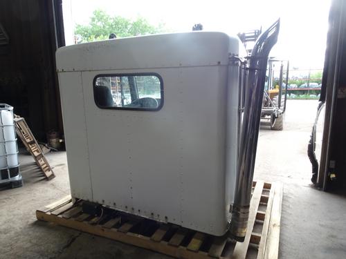 KENWORTH T800 CAB