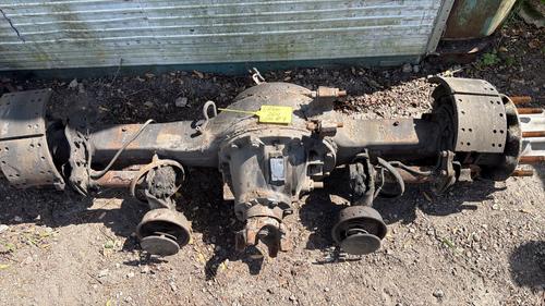 EATON RS404 Axle Assembly, Rear (Rear)