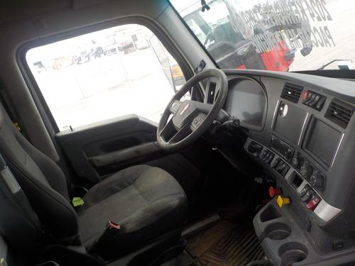 KENWORTH  CAB