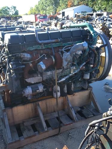 VOLVO D-13 Engine Assembly