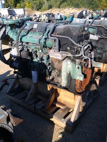 VOLVO D-13 Engine Assembly