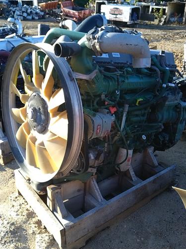 VOLVO D-13 Engine Assembly