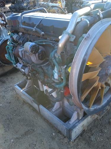 VOLVO D-13 Engine Assembly