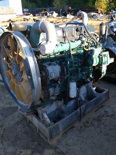 VOLVO D-13 Engine Assembly