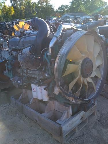 VOLVO D-13 Engine Assembly