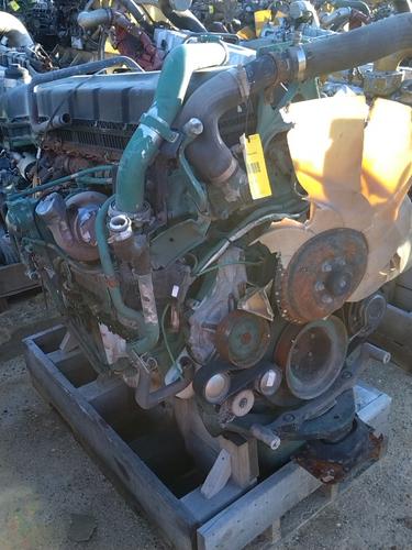 VOLVO D-13 Engine Assembly