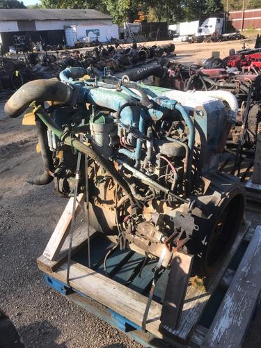 INTERNATIONAL DT 466E Engine Assembly