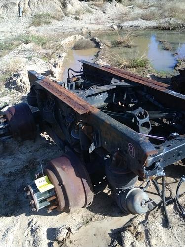EATON DS404 CUTOFF - TANDEM AXLE