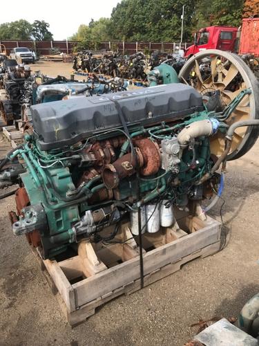 VOLVO D-11 Engine Assembly