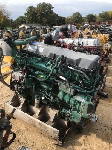 VOLVO D-13 Engine Assembly