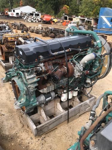 VOLVO D-13 Engine Assembly