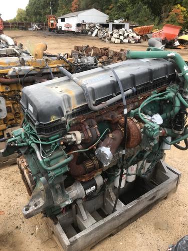 VOLVO D-13 Engine Assembly