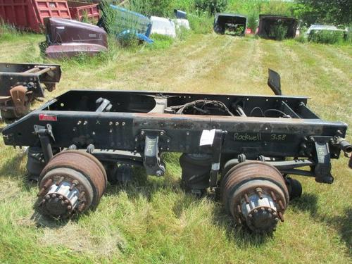 VOLVO AIR RT40-145 CUTOFF - SINGLE AXLE