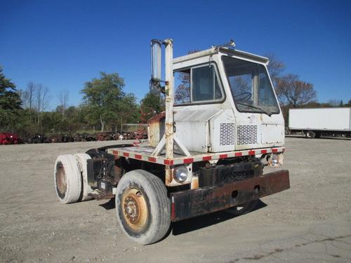 OTTAWA YARD SPOTTER Trucks