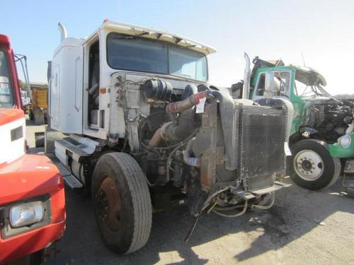 INTERNATIONAL 9400 CAB CLIP